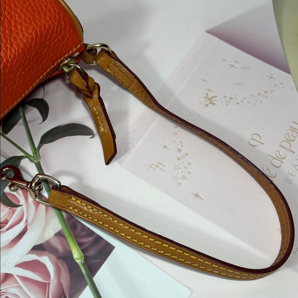 🦆 DOONEY & BOURKE DILLEN MINI BARREL TANGERINE ORANGE PEBBLE LEATHER BAG - Picture 6 of 11